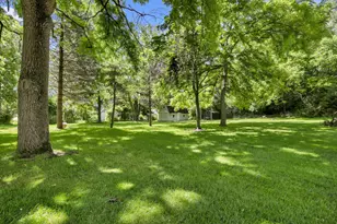 4135 S Racine Ave, New Berlin, WI 53146 - Photo 40