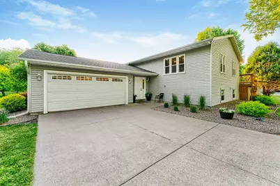 N5273  Clover Ct, Onalaska, WI 54650 - Photo 2