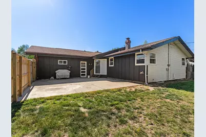 3919  Martin Ln, Two Rivers, WI 54241 - Photo 28