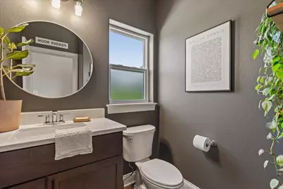 2900  Loretta Ln, Barton, WI 53090 - Photo 22