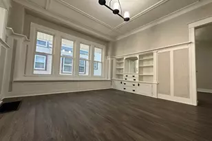 2525 N 44th St, Milwaukee, WI 53210 - Photo 8