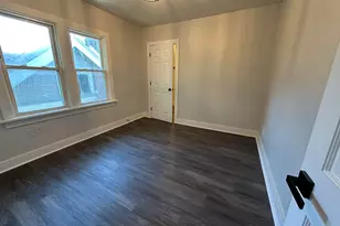 2525 N 44th St, Milwaukee, WI 53210 - Photo 14