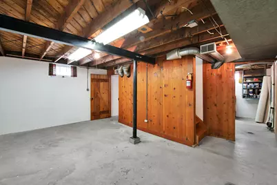 2929 S Ellen St, Milwaukee, WI 53207 - Photo 22