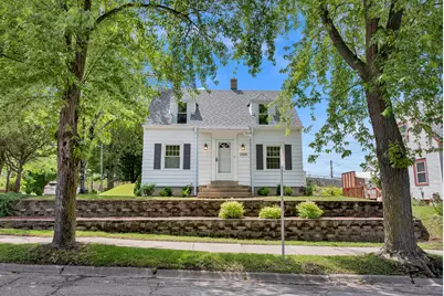 2929 S Ellen St, Milwaukee, WI 53207 - Photo 2