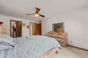 320 E Washington St, Slinger, WI 53086 - Photo 22