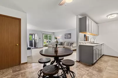 320 E Washington St #4, Slinger, WI 53086 - Photo 12