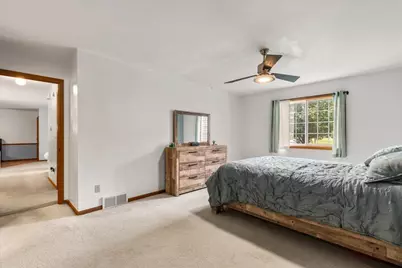 320 E Washington St #4, Slinger, WI 53086 - Photo 20