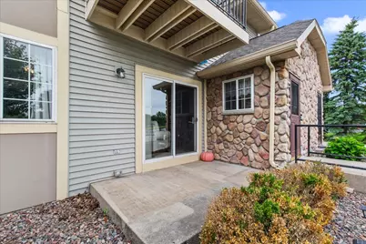 320 E Washington St #4, Slinger, WI 53086 - Photo 2
