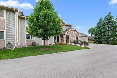 320 E Washington St #4, Slinger, WI 53086 - Photo 38