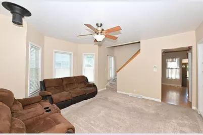 215 W Chestnut St, Port Washington, WI 53074 - Photo 8