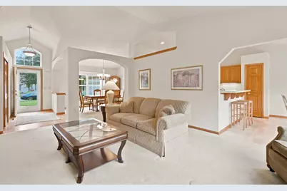 268  Lakeridge Dr, Oconomowoc, WI 53066 - Photo 10