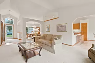268 Lakeridge Dr, Oconomowoc, WI 53066 - Photo 10
