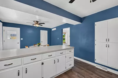 1616 S 167th St, New Berlin, WI 53151 - Photo 14