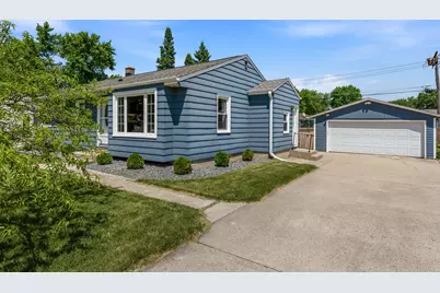 1616 S 167th St, New Berlin, WI 53151 - Photo 30