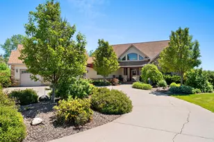 5317 S 10th St, Manitowoc, WI 54220 - Photo 6
