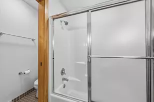 3411 W River Dr, Mequon, WI 53097 - Photo 32