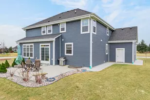 3128 W Hidden Oaks Dr, Franklin, WI 53132 - Photo 50