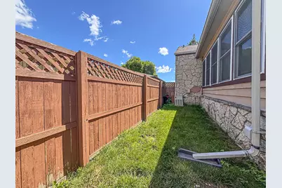 833 S 119th St, West Allis, WI 53214 - Photo 30