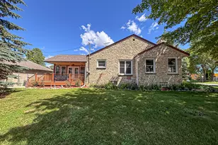 833 S 119th St, West Allis, WI 53214 - Photo 2