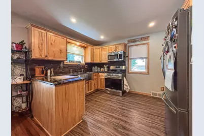 833 S 119th St, West Allis, WI 53214 - Photo 12