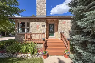 833 S 119th St, West Allis, WI 53214 - Photo 6