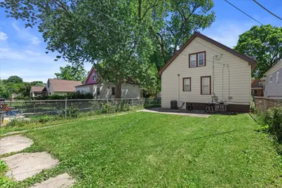 3118 W Fairmount Ave, Milwaukee, WI 53209 - Photo 24