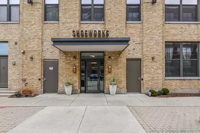 1924 N Hubbard St #305, Milwaukee, WI 53212 - Photo 2