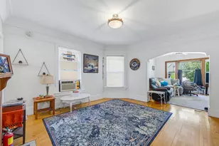 1924 N Oakland Ave, Milwaukee, WI 53202 - Photo 20