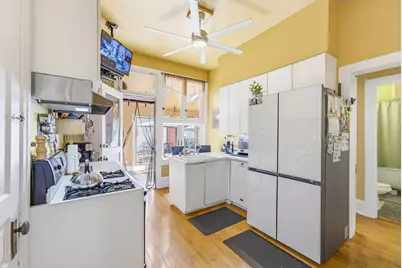 1924 N Oakland Ave #1926, Milwaukee, WI 53202 - Photo 8