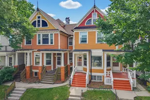 1924 N Oakland Ave, Milwaukee, WI 53202 - Photo 2