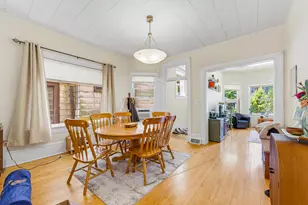 1920 N Oakland Ave, Milwaukee, WI 53202 - Photo 8