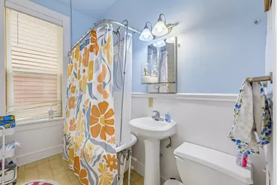 1920 N Oakland Ave #1922, Milwaukee, WI 53202 - Photo 16