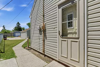 1615  Ashland Ave, Sheboygan, WI 53081 - Photo 28