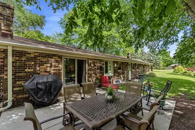 573  Jordan Cir, Richfield, WI 53017 - Photo 28
