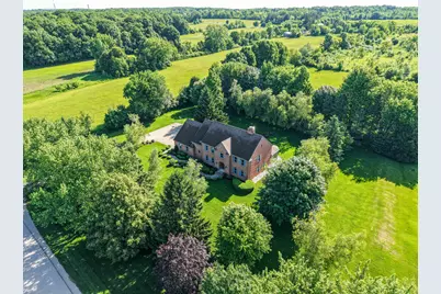 5623  River Hills Rd, Racine, WI 53402 - Photo 4