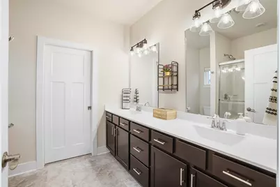 542  Tahoe Ln, Hartford, WI 53027 - Photo 14