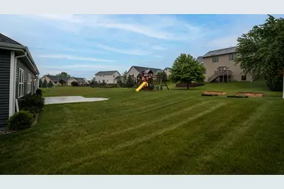 542  Tahoe Ln, Hartford, WI 53027 - Photo 22