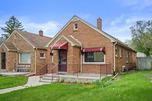 5359 N 33rd St, Milwaukee, WI 53209 - Photo 2