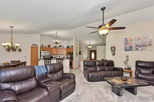 29306 River View Pkwy, Racine, WI 53105 - Photo 10