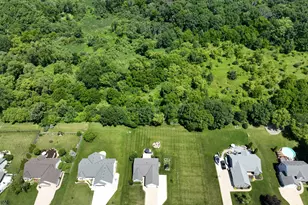 29306 River View Pkwy, Racine, WI 53105 - Photo 2