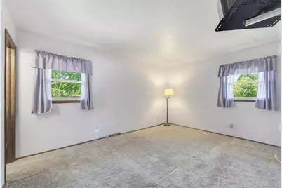9069 N Maura Ln, Brown Deer, WI 53223 - Photo 12