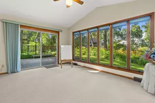 4206 Fox Hills Dr, Janesville, WI 53546 - Photo 8