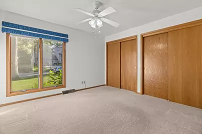 4206  Fox Hills Dr, Janesville, WI 53546 - Photo 28