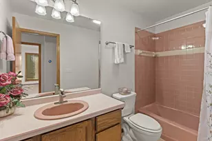4206 Fox Hills Dr, Janesville, WI 53546 - Photo 32