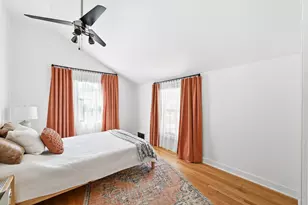 7022 W Clarke St, Wauwatosa, WI 53213 - Photo 20