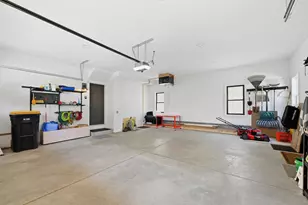 7022 W Clarke St, Wauwatosa, WI 53213 - Photo 34