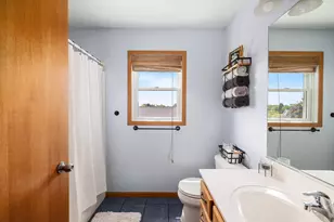 912 Silver Dr, Holmen, WI 54636 - Photo 24