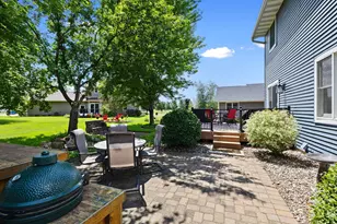 912 Silver Dr, Holmen, WI 54636 - Photo 32