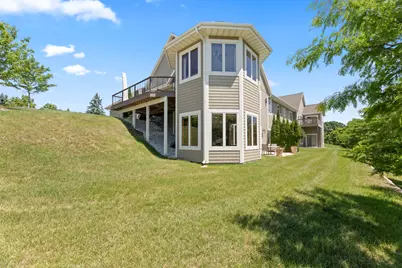 W314N352  Lara Ln #402, Delafield, WI 53018 - Photo 34