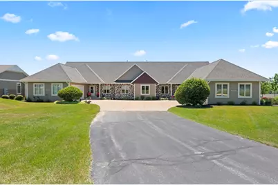 W314N352  Lara Ln #402, Delafield, WI 53018 - Photo 22